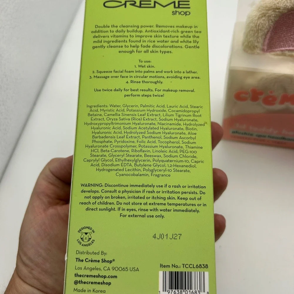 The Creme Shop 2-in-1 Daily Cleanser & 3D Teddy Plushie Spa Headband Set‎ NEW